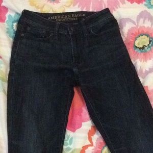 American Eagle men’s jeans